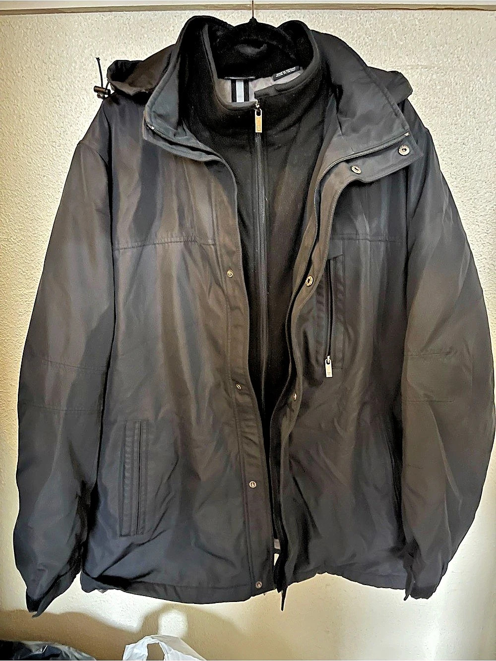Weatherproof Men's Black Hooded Rain Jacket
